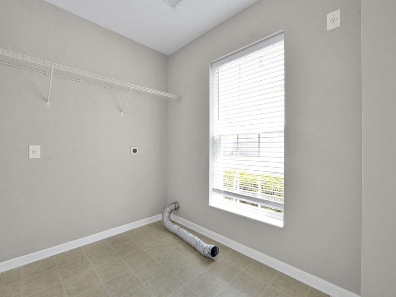 5558 Crystal Falls Street, Dublin, OH 43016 Photo 6