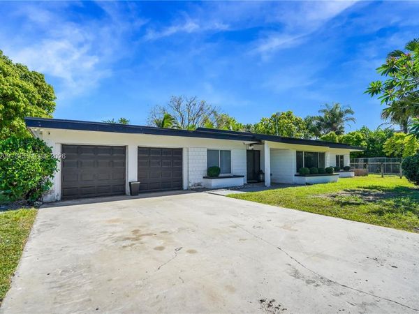 19755 SW 241st Ter , Homestead, FL 33031