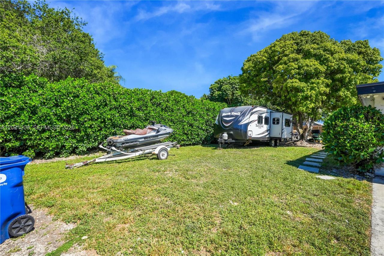 19755 SW 241st Ter , Homestead, FL 33031 Photo