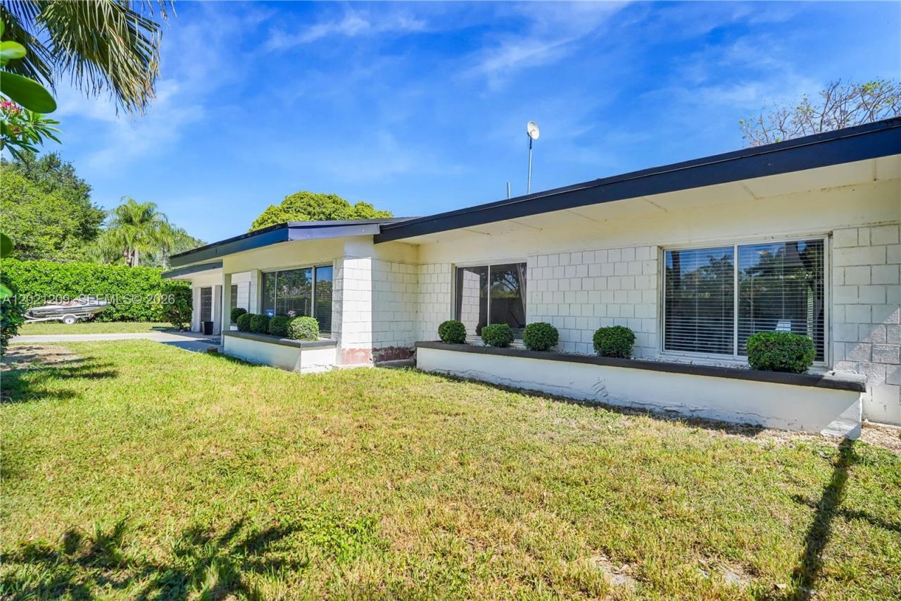 19755 SW 241st Ter , Homestead, FL 33031 Photo