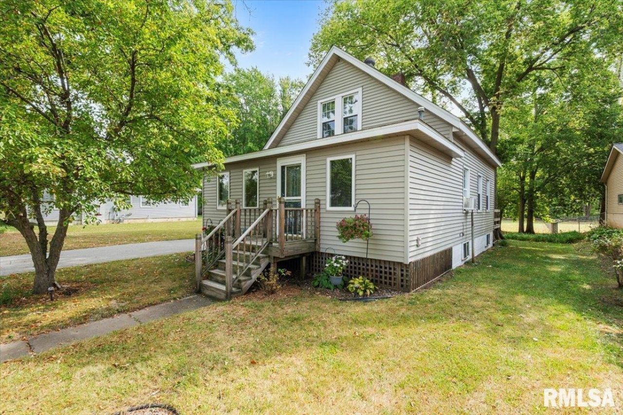 914 1st Avenue , Hampton, IL 00000 Main Photo