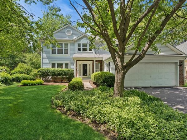 72 Julie Lane , Vernon Hills, IL 60061
