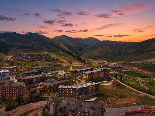 2670 CANYONS RESORT DR W, Unit 434, Park City, UT 84098
