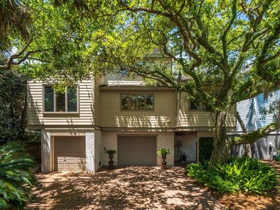 12 Marsh Island Lane, Isle of Palms, SC 29451
