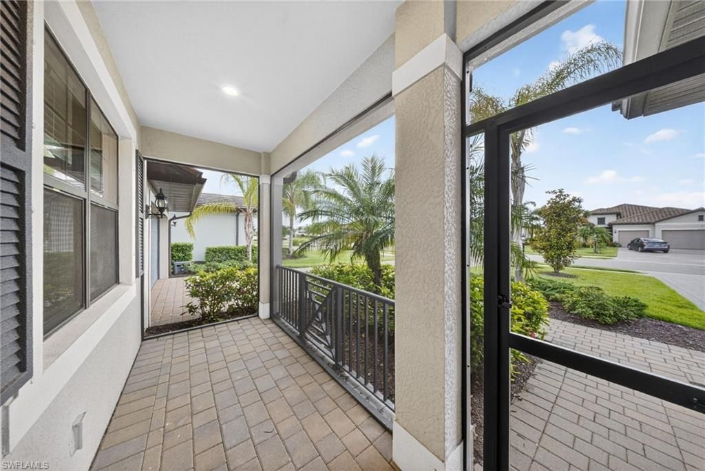 19653 The Place Blvd, Estero, FL 33928 Photo