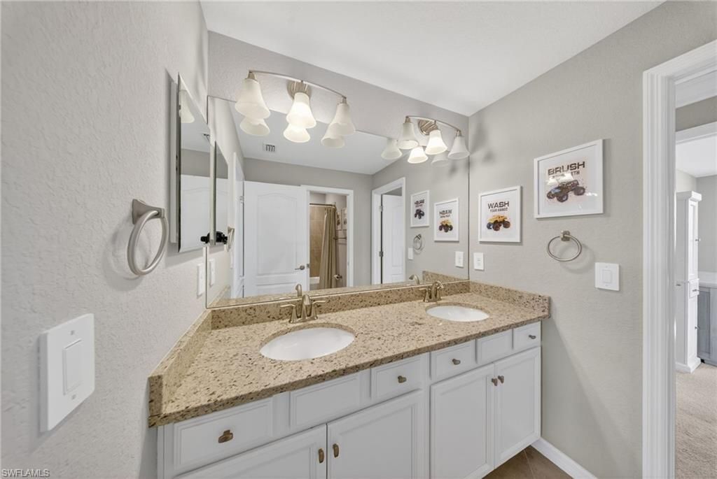 19653 The Place Blvd, Estero, FL 33928 Photo