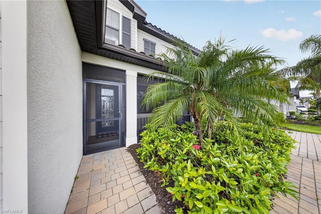 19653 The Place Blvd, Estero, FL 33928 Photo