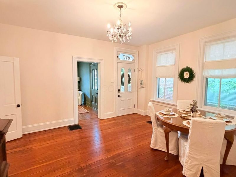677 S 3rd Street, Columbus, OH 43206 Photo 4