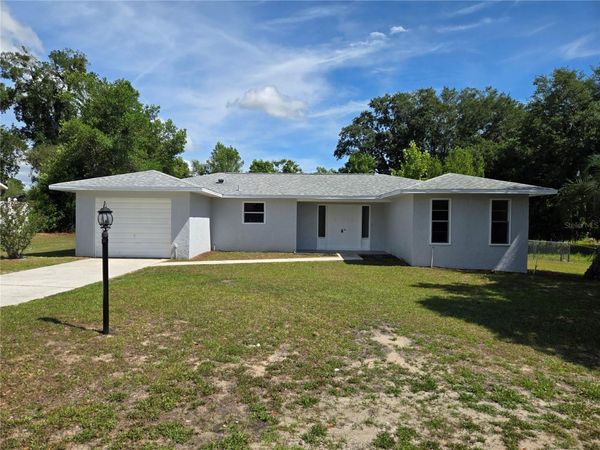 4 CLEAR WAY , OCALA, FL 34472