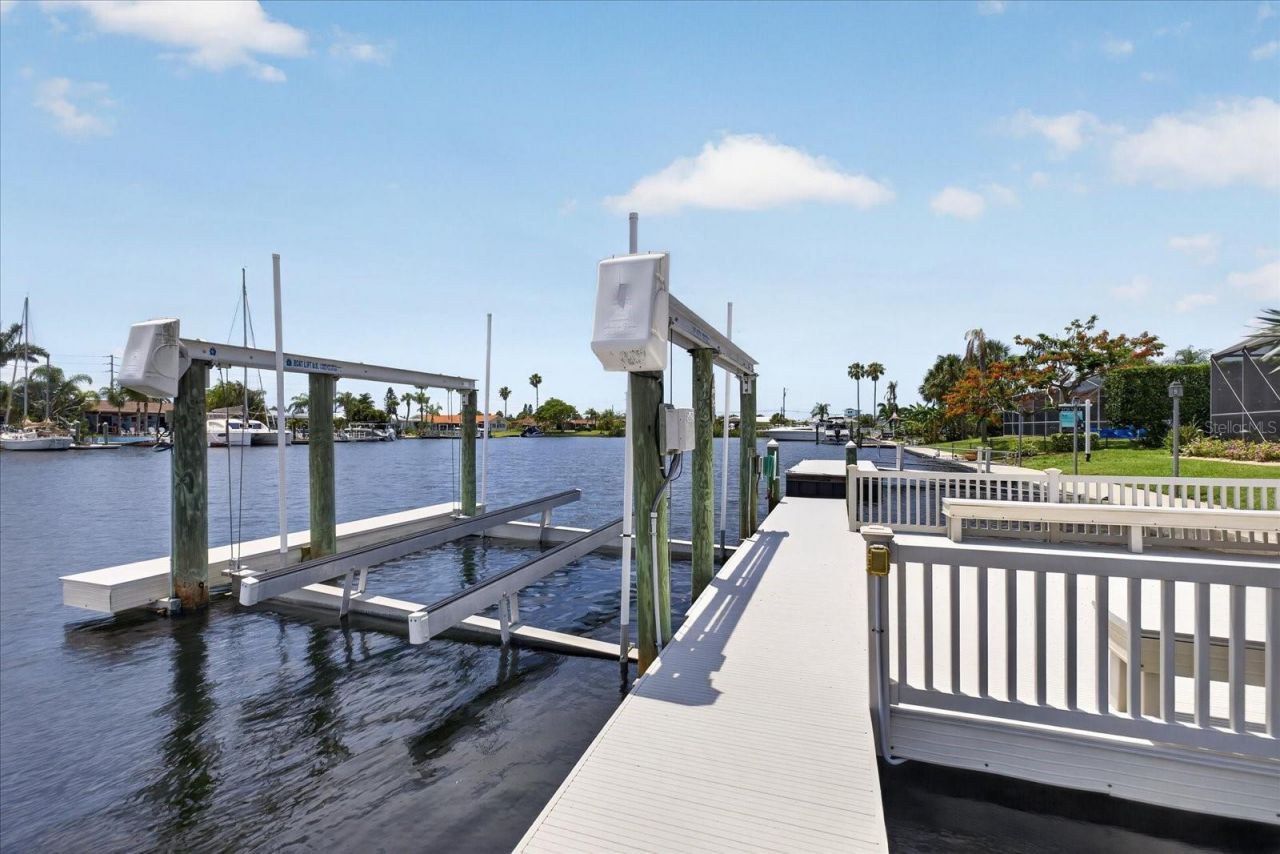 3640 Harborview Court, New Port Richey, FL 34652 Photo