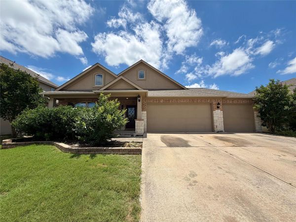 908 Arvada DR, Leander, TX 78641