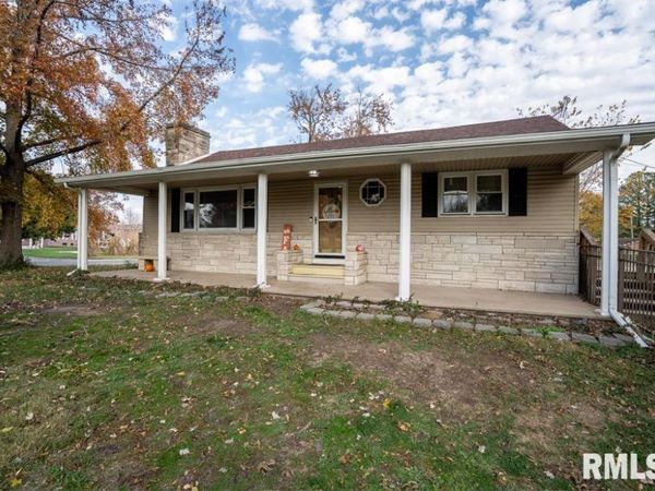 302 Benedict Street , Valier, IL 62891