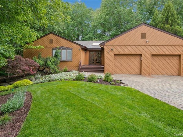 3 Rookery Circle, New City, NY 10956