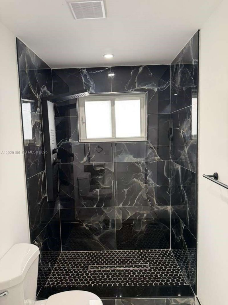 3536 NW 14th Ter, Miami, FL 33125 Photo