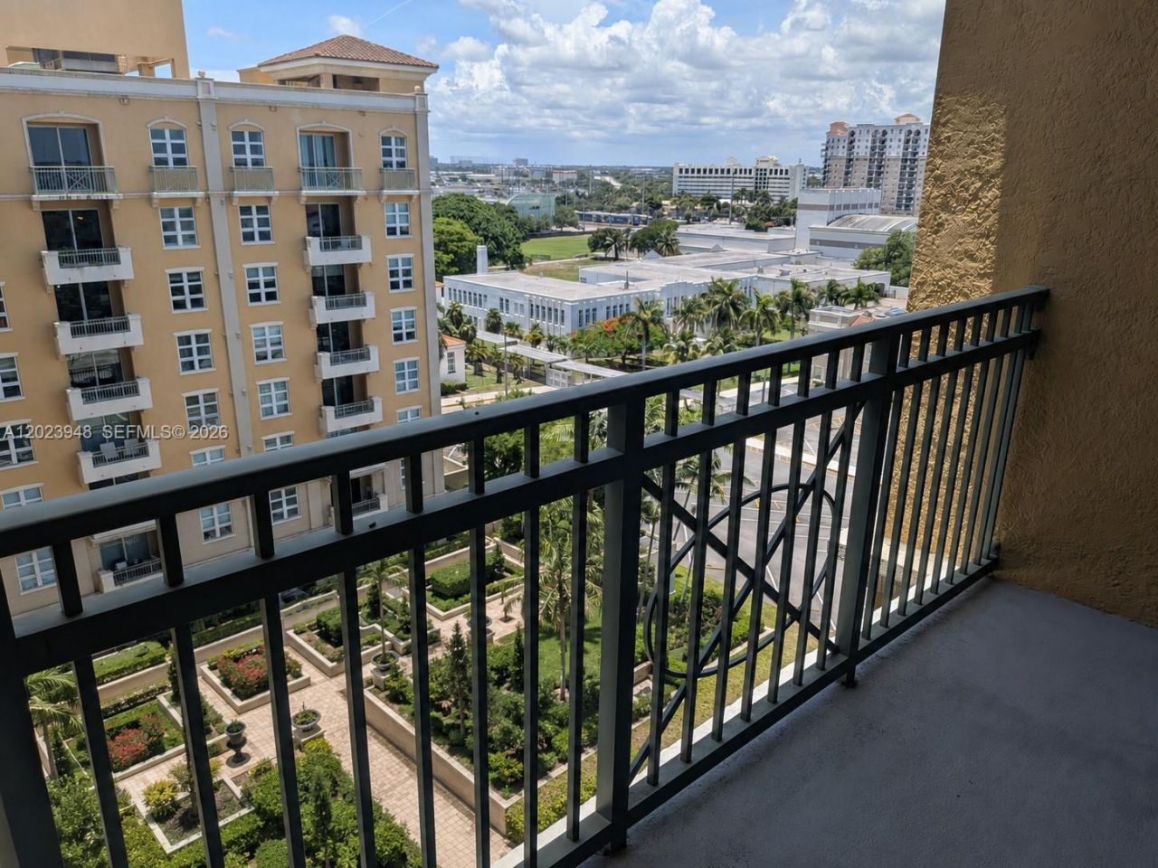 403 S Sapodilla Ave, Unit 803, West Palm Beach, FL 33401 Photo