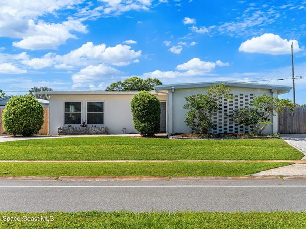 1055 Daytona Drive NE , Palm Bay, FL 32905