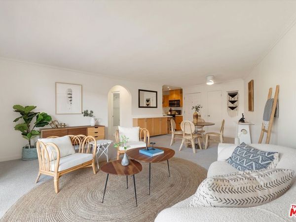 2045 4th Street, Unit 301B, Santa Monica, CA 90405