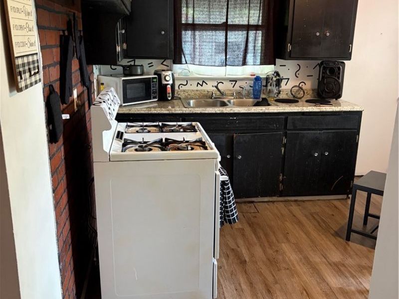 13116 Crennell Avenue, Cleveland, OH 44105 Photo 6