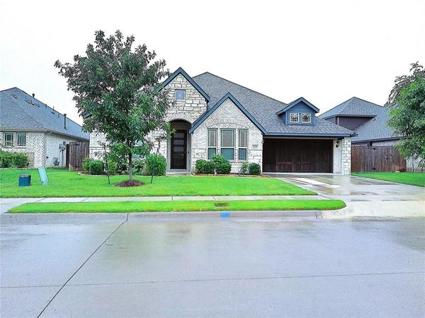 1734 Summer Lane, Midlothian, TX 76065