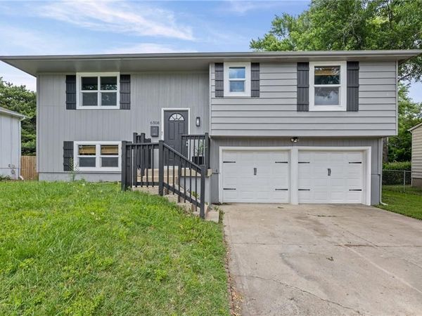 6508 E 155th Street, Grandview, MO 64030
