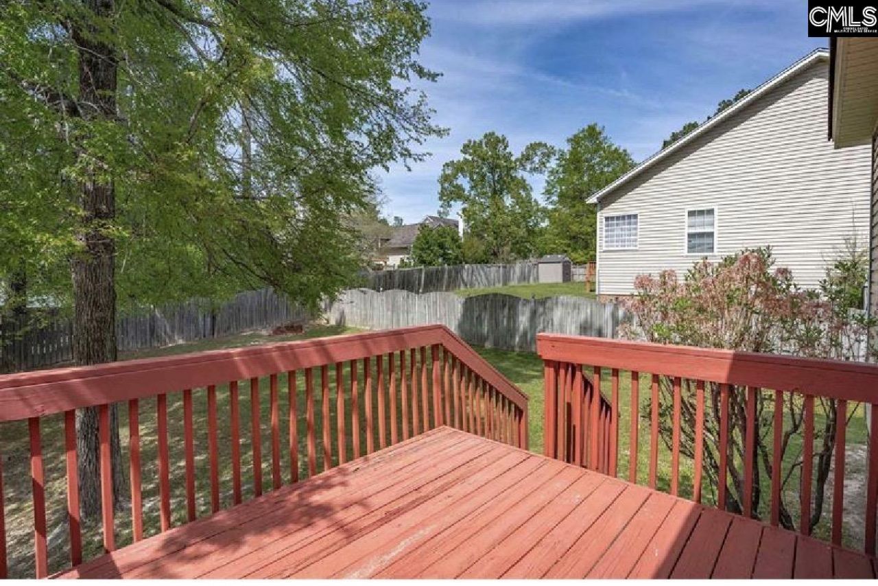 203 Hope Creek Drive Photo 7
