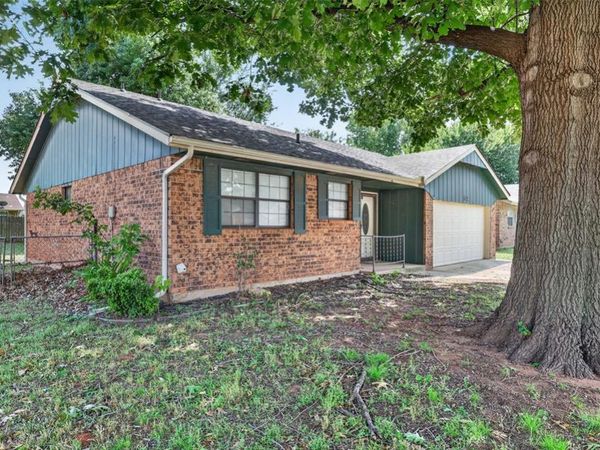 644 W Forster Drive, Mustang, OK 73064
