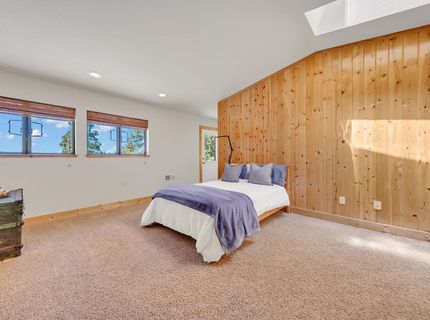 6869 Almanor Lake Estates Drive, Lake Almanor, CA 96137 Photo