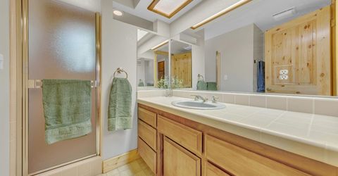 6869 Almanor Lake Estates Drive, Lake Almanor, CA 96137 Photo