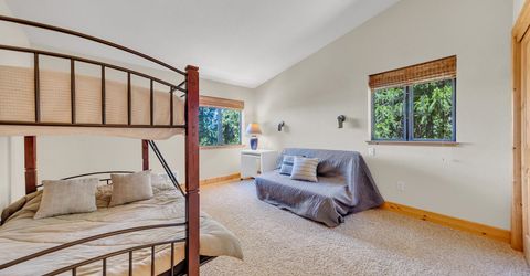 6869 Almanor Lake Estates Drive, Lake Almanor, CA 96137 Photo