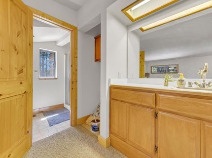 6869 Almanor Lake Estates Drive, Lake Almanor, CA 96137 Photo