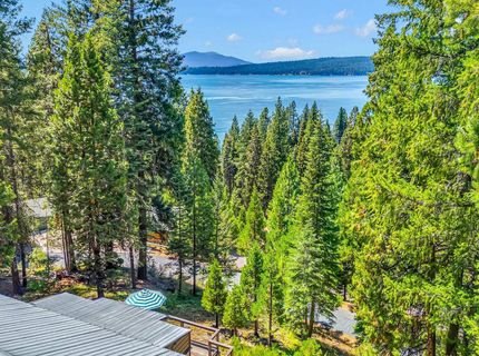 6869 Almanor Lake Estates Drive, Lake Almanor, CA 96137 Photo
