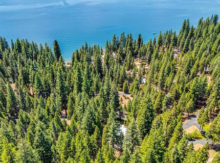 6869 Almanor Lake Estates Drive, Lake Almanor, CA 96137 Photo
