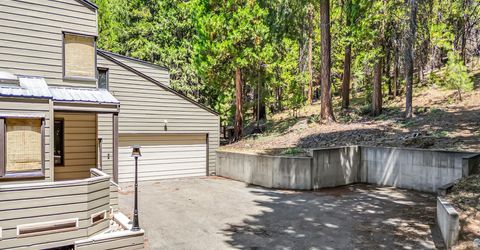 6869 Almanor Lake Estates Drive, Lake Almanor, CA 96137 Photo