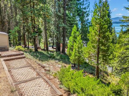 6869 Almanor Lake Estates Drive, Lake Almanor, CA 96137 Photo
