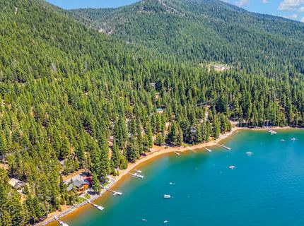 6869 Almanor Lake Estates Drive, Lake Almanor, CA 96137 Photo