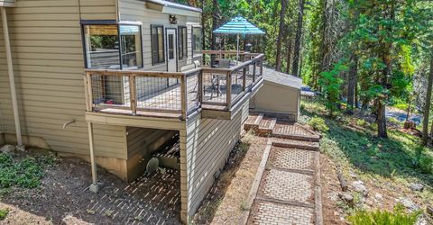 6869 Almanor Lake Estates Drive, Lake Almanor, CA 96137 Photo
