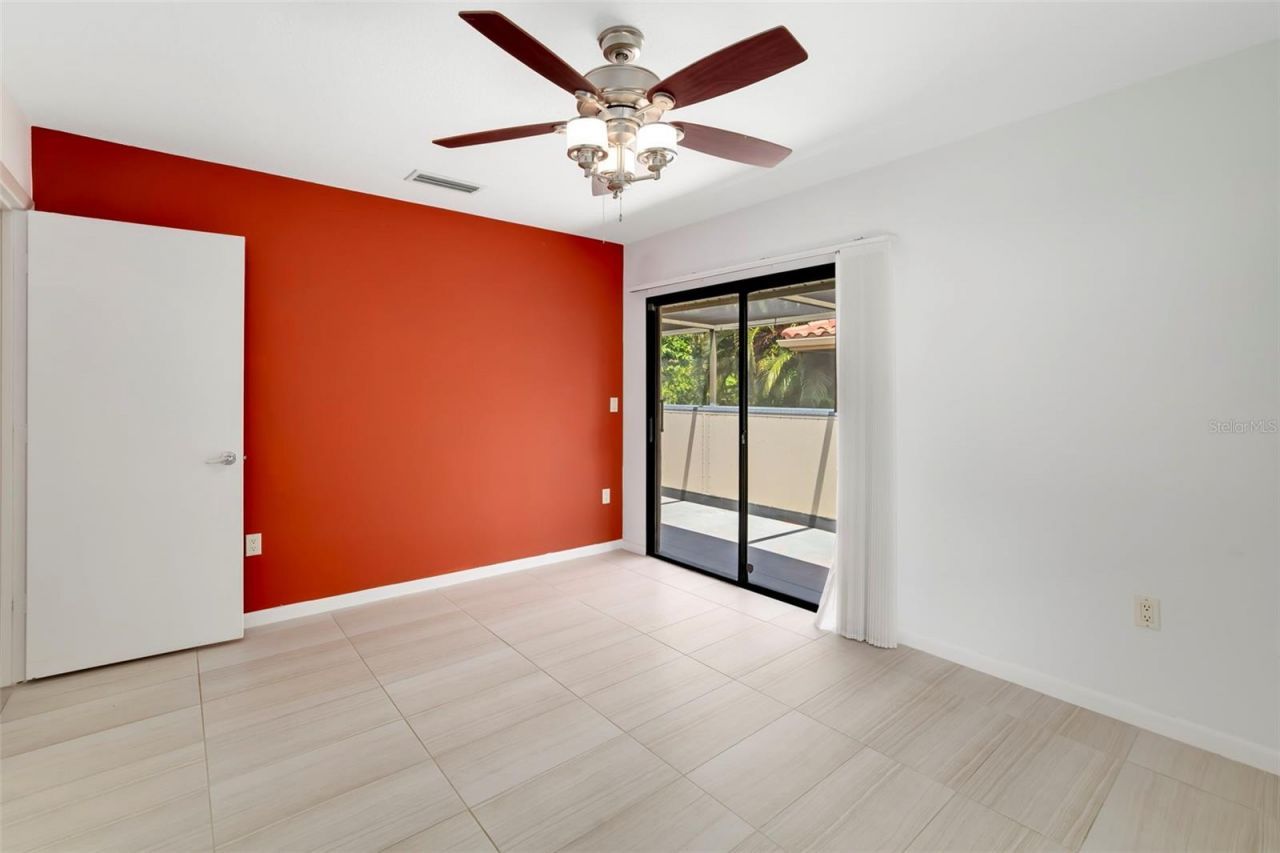 4820 Kestral Park Circle, Unit 18, Sarasota, FL 34231 Photo