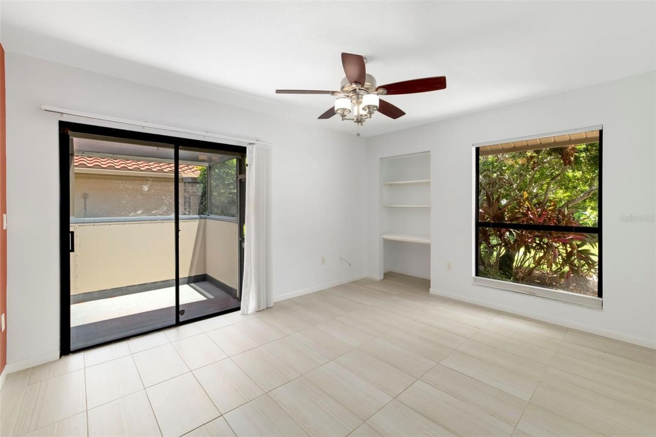 4820 Kestral Park Circle, Unit 18, Sarasota, FL 34231 Photo