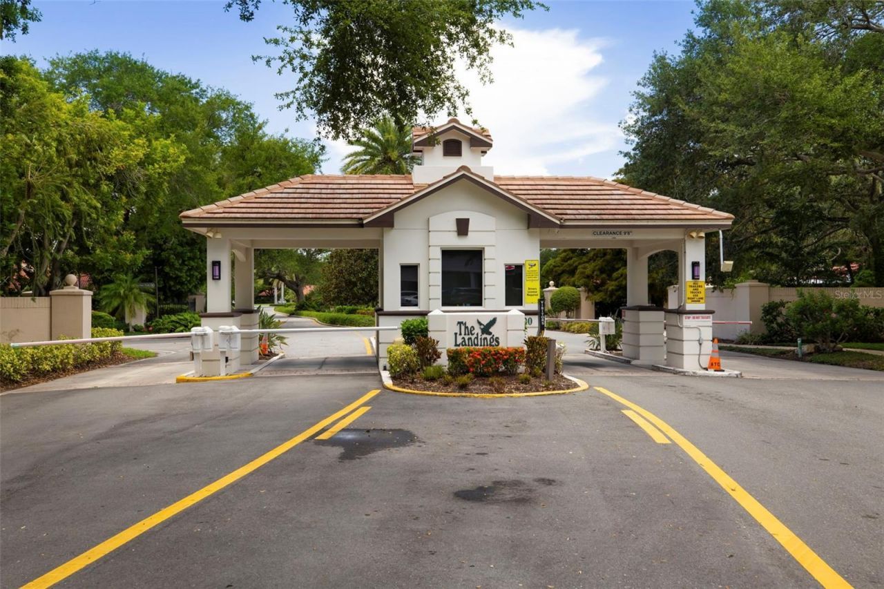 4820 Kestral Park Circle, Unit 18, Sarasota, FL 34231 Photo