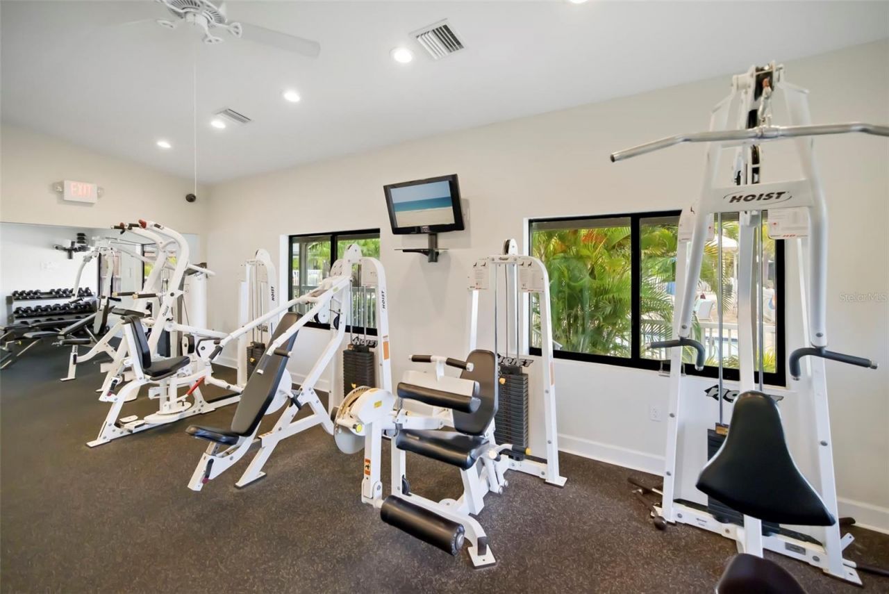 4820 Kestral Park Circle, Unit 18, Sarasota, FL 34231 Photo