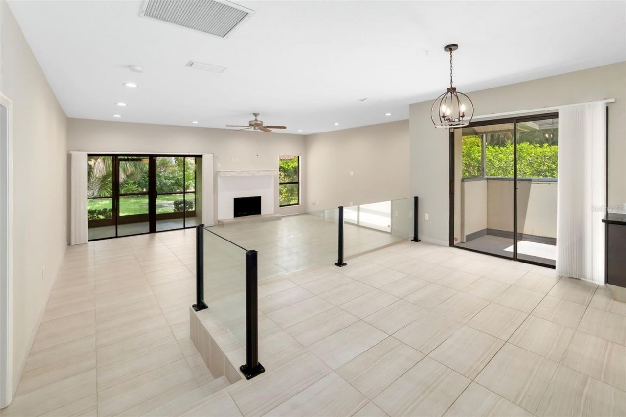 4820 Kestral Park Circle, Unit 18, Sarasota, FL 34231 Photo