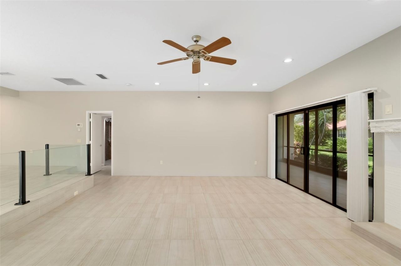 4820 Kestral Park Circle, Unit 18, Sarasota, FL 34231 Photo