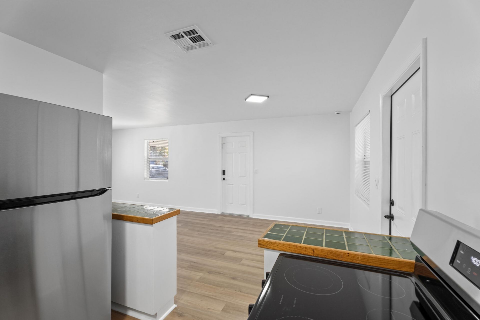 401 42nd Street, West Palm Beach, FL 33407 Photo