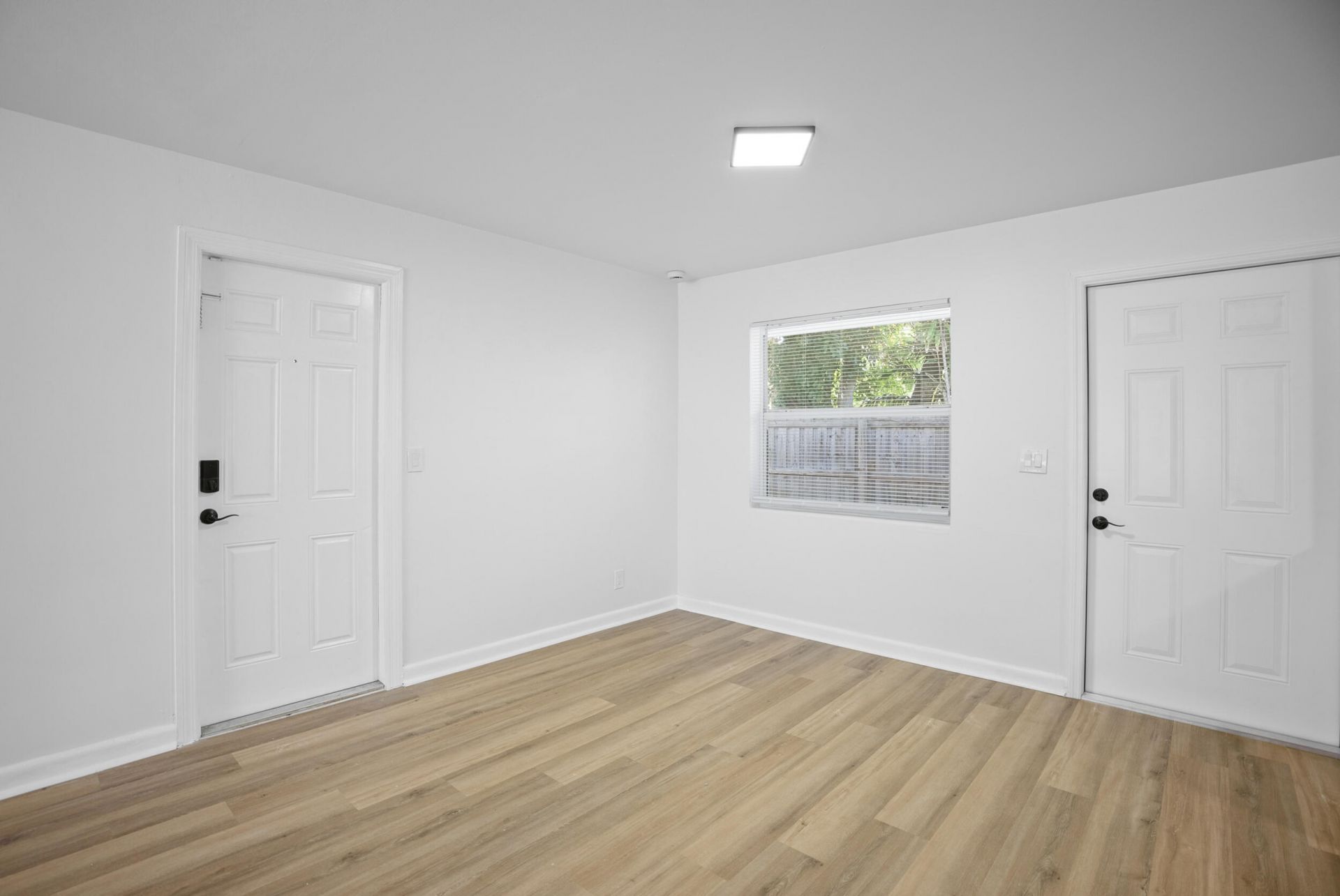 401 42nd Street, West Palm Beach, FL 33407 Photo