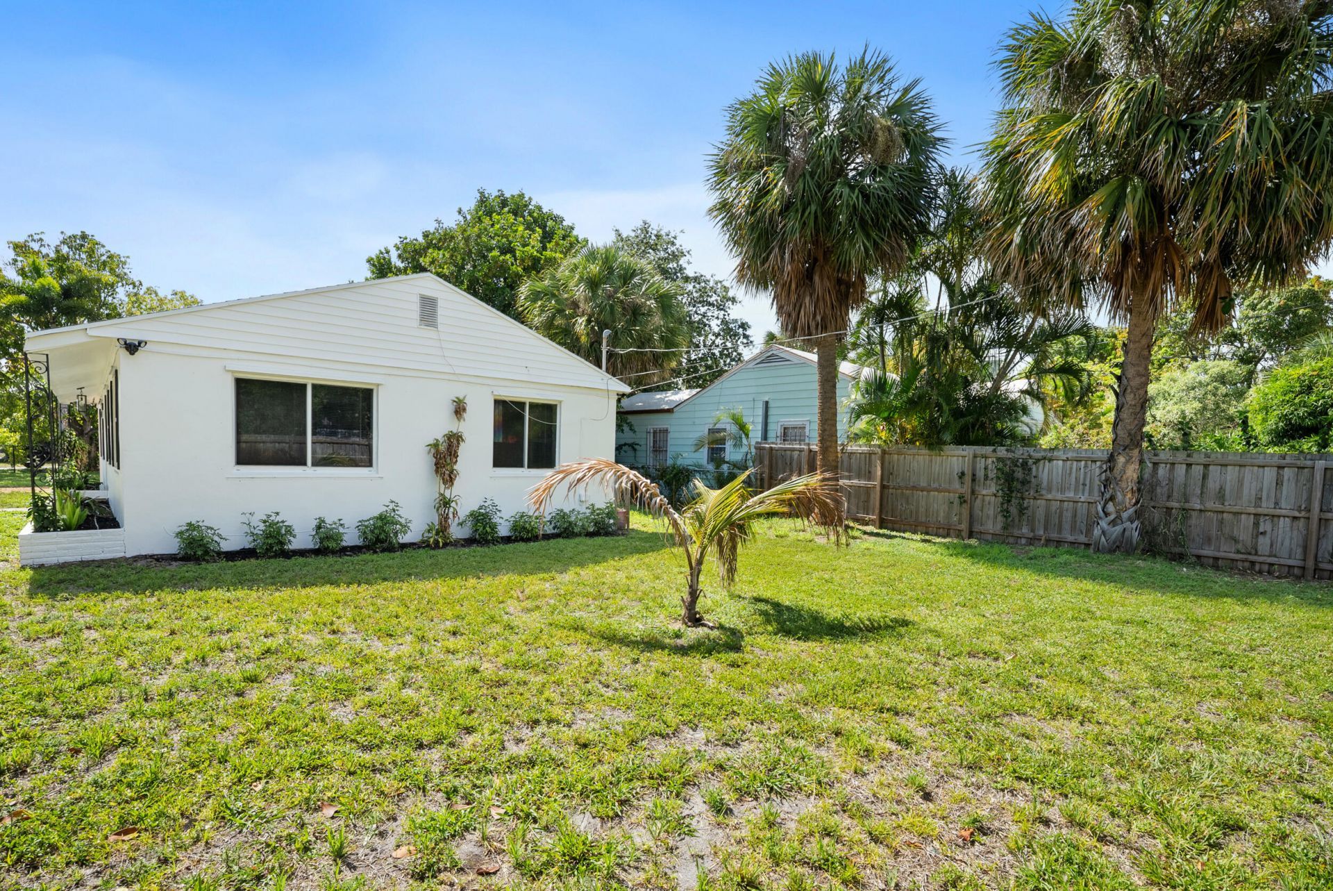 401 42nd Street, West Palm Beach, FL 33407 Photo