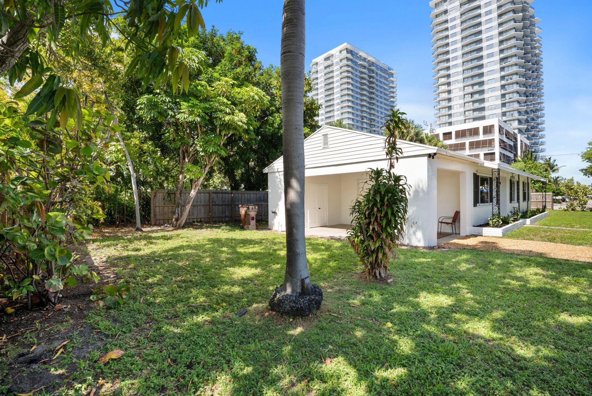 401 42nd Street, West Palm Beach, FL 33407 Photo