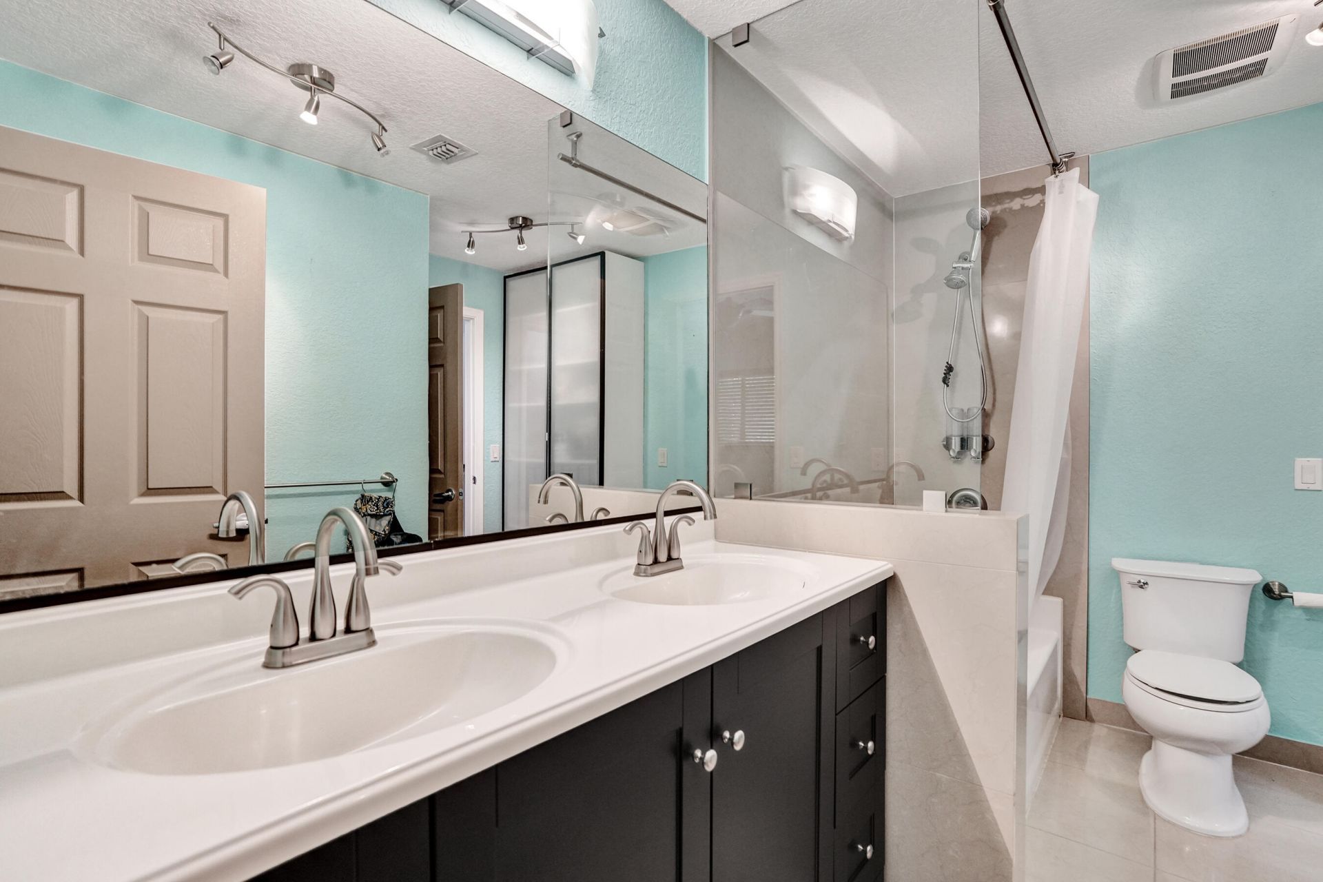 3028 S Oakland Forest Drive, Unit 3204, Oakland Park, FL 33309 Photo