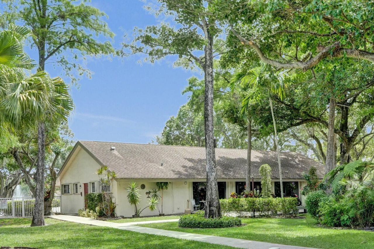 3028 S Oakland Forest Drive, Unit 3204, Oakland Park, FL 33309 Photo