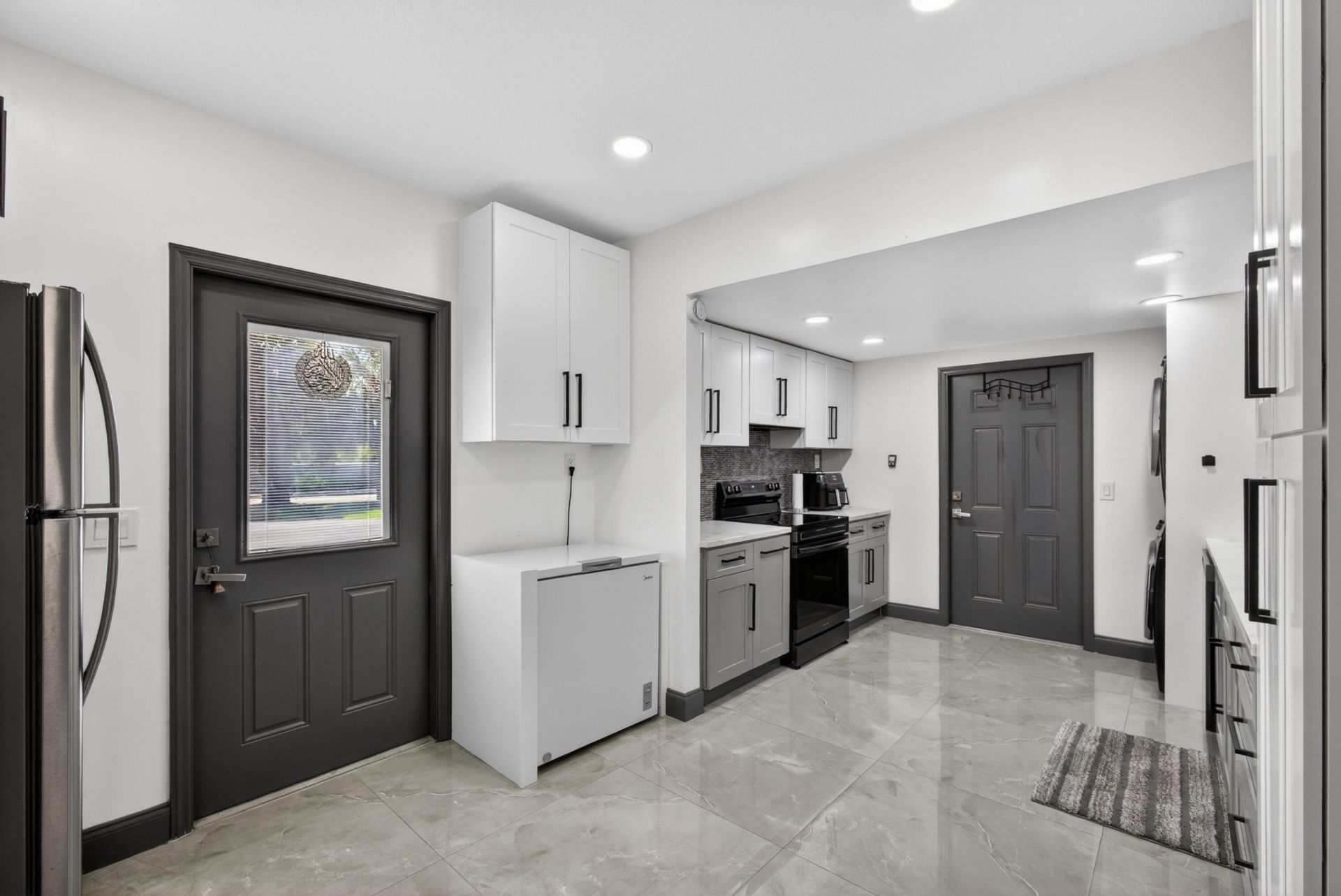5500 West Place, Mangonia Park, FL 33407 Photo