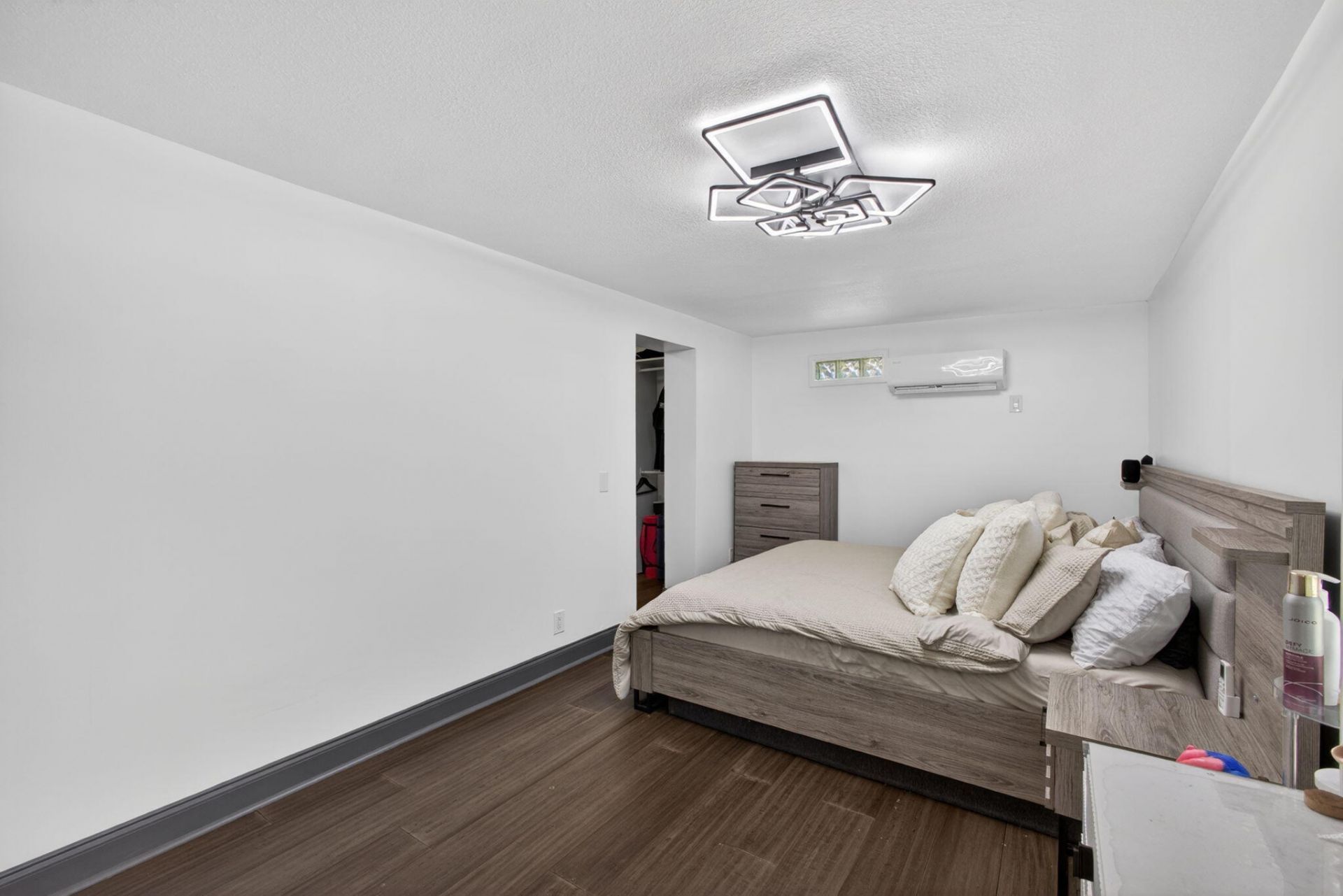 5500 West Place, Mangonia Park, FL 33407 Photo
